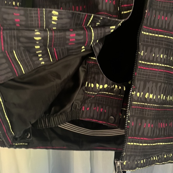 Killtec Kids Winter Jacket - Picture 6 of 13